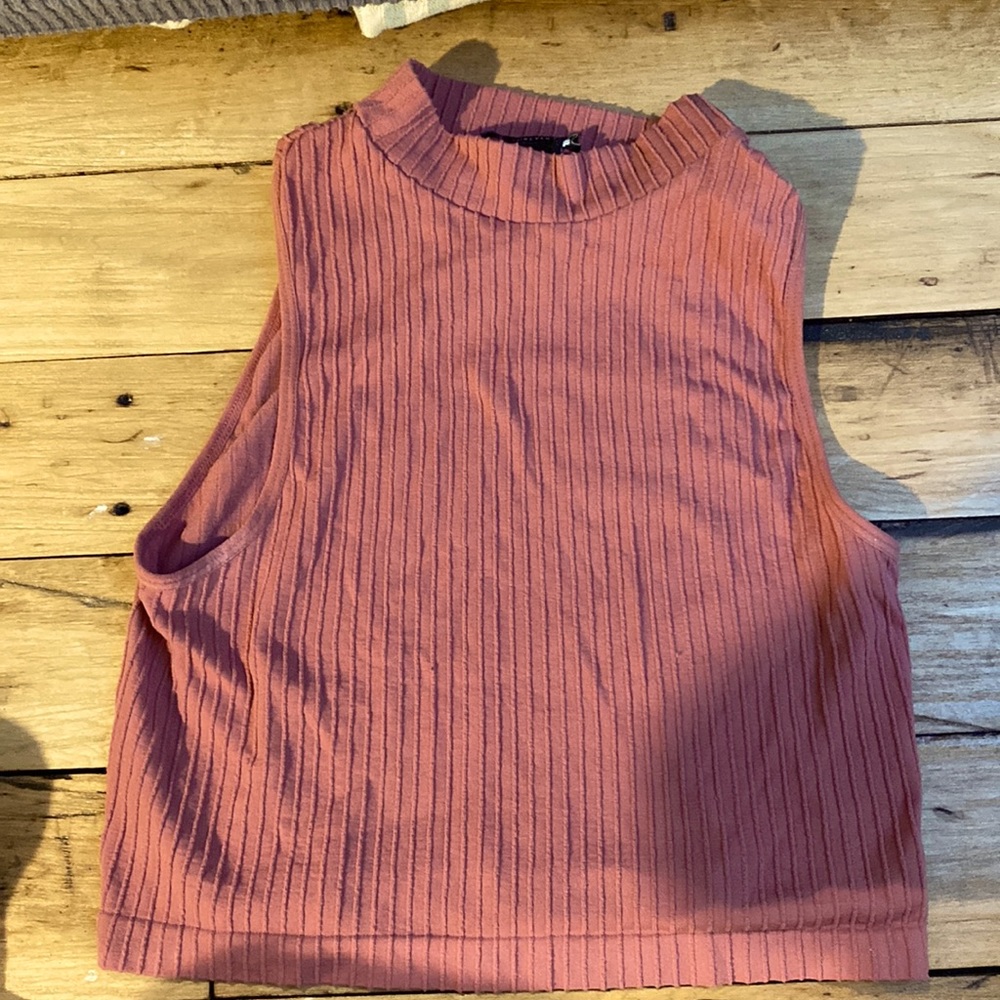 Ribbed crop tank